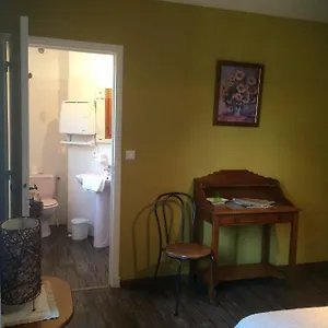 ferme-de-lasbordes.midi-pyreneeshotels.com/
