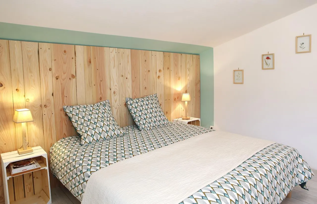 Le Saule Reveur Bed & Breakfast Die France