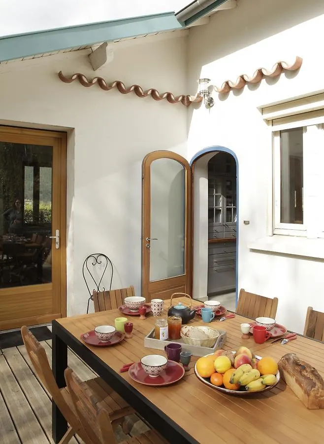 Le Saule Reveur Bed & Breakfast Die